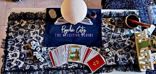 Alter Cloth Halloween Tarot Cards